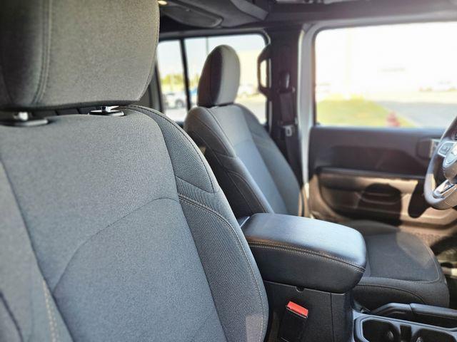 used 2025 Jeep Wrangler car, priced at $33,119