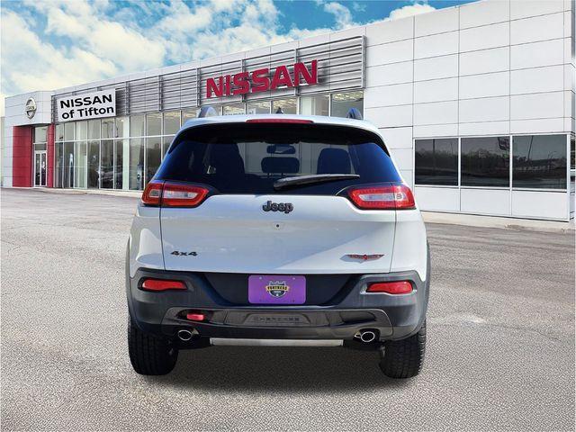 used 2015 Jeep Cherokee car, priced at $12,884