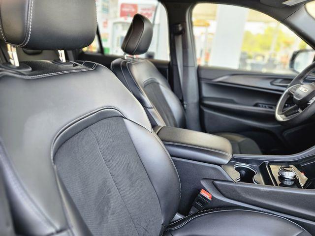 used 2025 Jeep Grand Cherokee car, priced at $32,810
