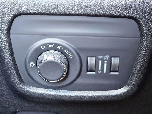used 2025 Jeep Grand Cherokee car, priced at $32,810