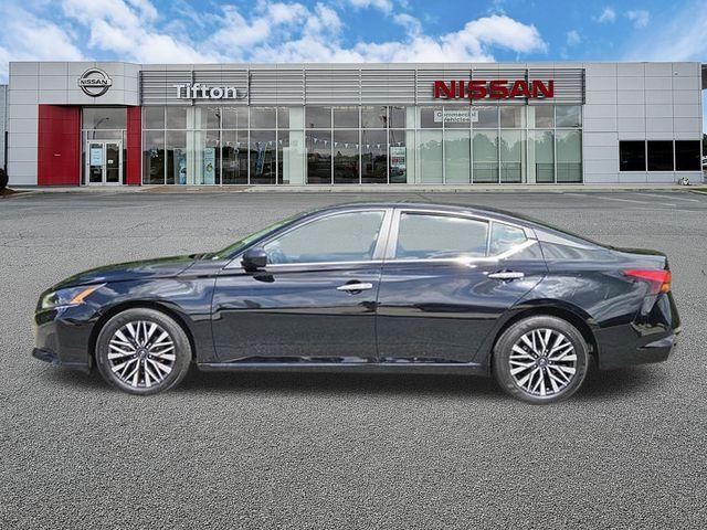 used 2025 Nissan Altima car, priced at $21,907