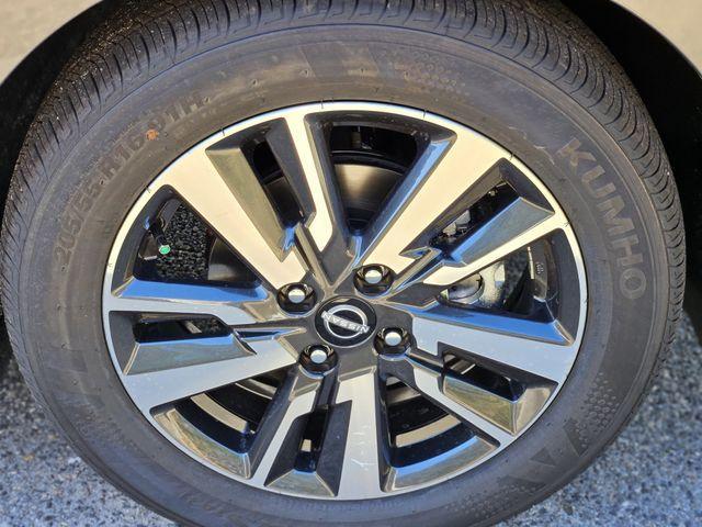 new 2025 Nissan Versa car, priced at $19,210