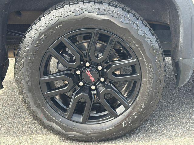 used 2024 GMC Sierra 1500 car, priced at $49,621