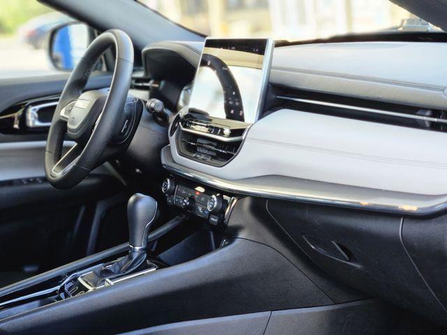 used 2024 Jeep Compass car, priced at $21,299