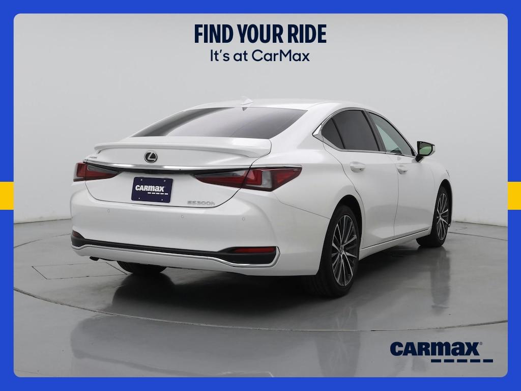 used 2024 Lexus ES 300h car, priced at $39,998