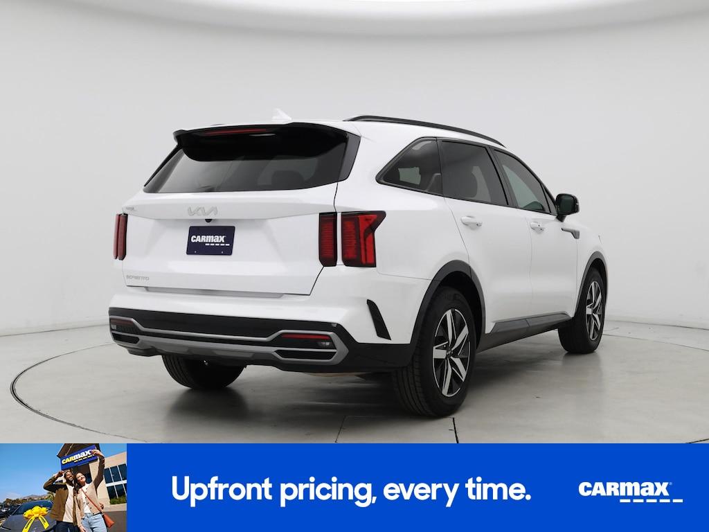 used 2023 Kia Sorento car, priced at $24,998
