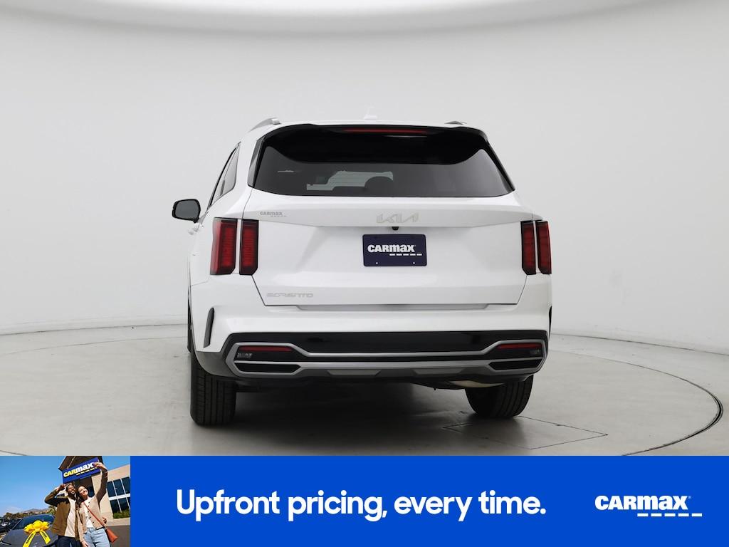 used 2023 Kia Sorento car, priced at $24,998