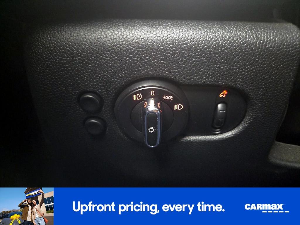 used 2021 MINI Hardtop car, priced at $23,998
