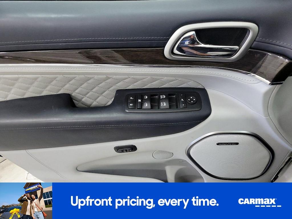 used 2017 Jeep Grand Cherokee car, priced at $26,998