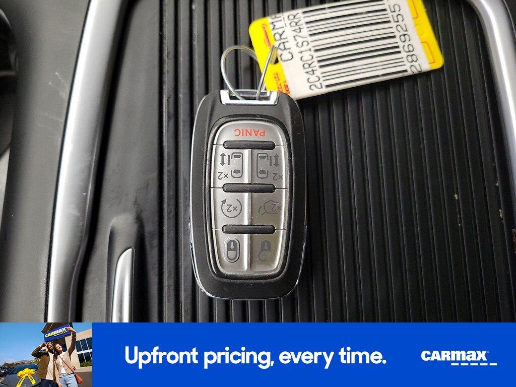 used 2024 Chrysler Pacifica Hybrid car, priced at $25,998