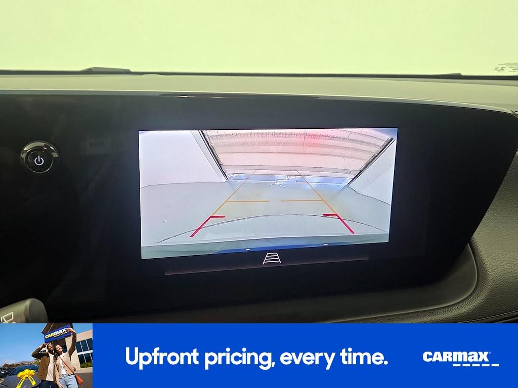 used 2025 Buick Encore GX car, priced at $21,998