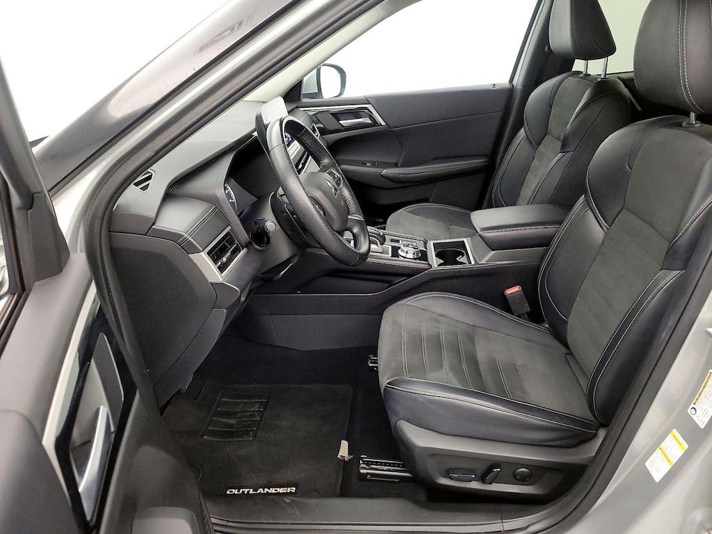 used 2024 Mitsubishi Outlander car, priced at $26,998
