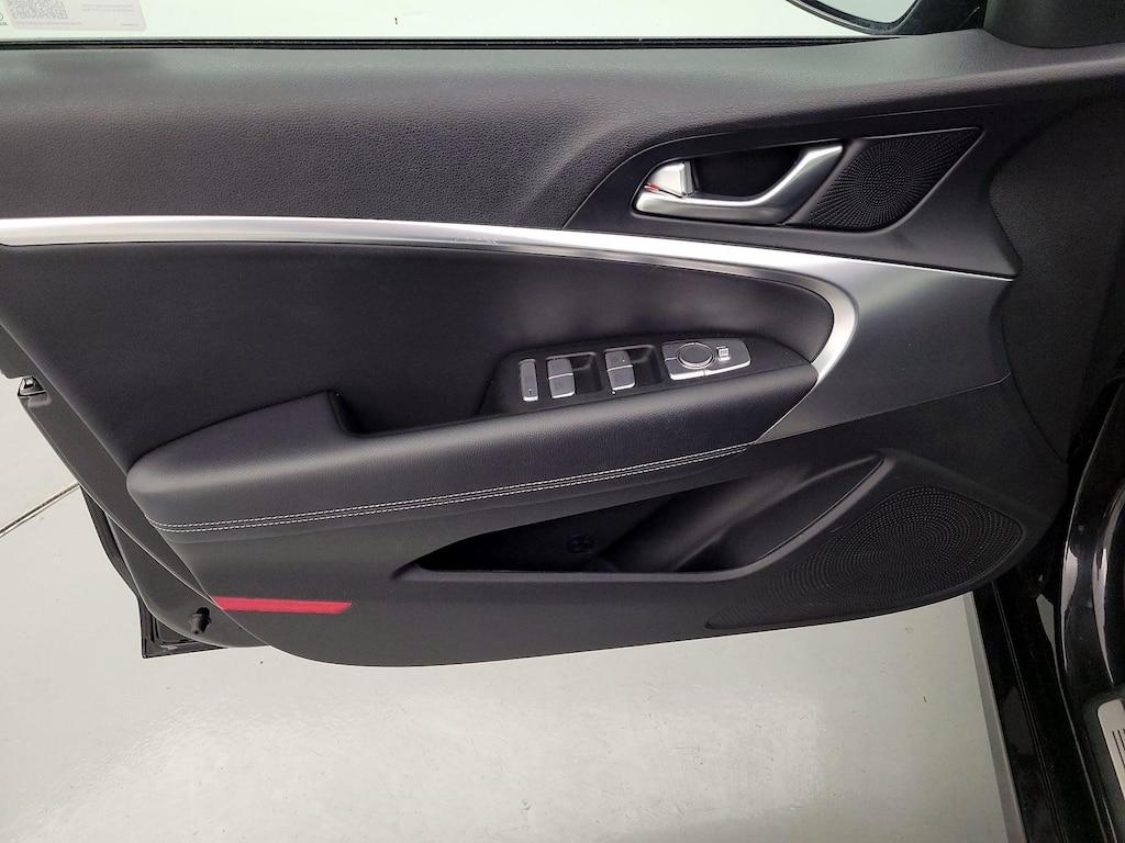 used 2025 Genesis G70 car, priced at $30,998