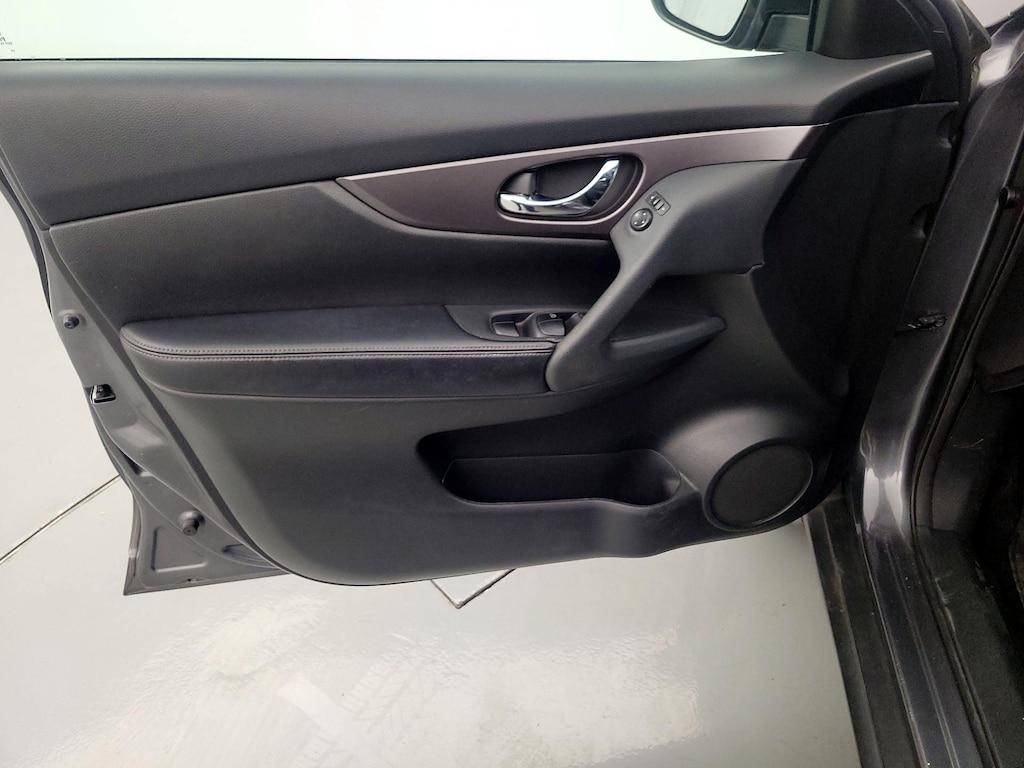 used 2015 Nissan Rogue car, priced at $11,998