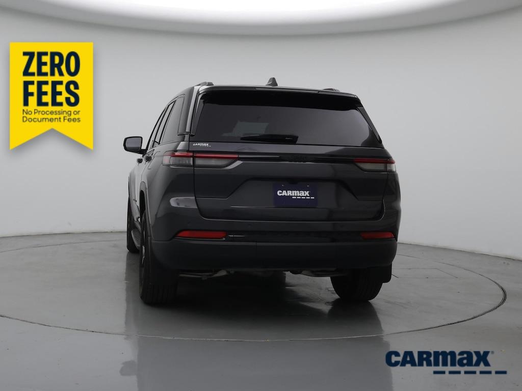 used 2024 Jeep Grand Cherokee car, priced at $32,998