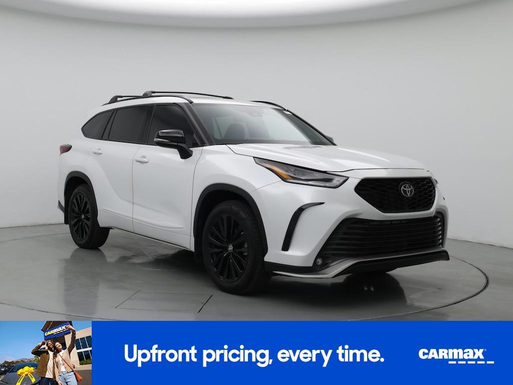 used 2026 Toyota Highlander car, priced at $49,998