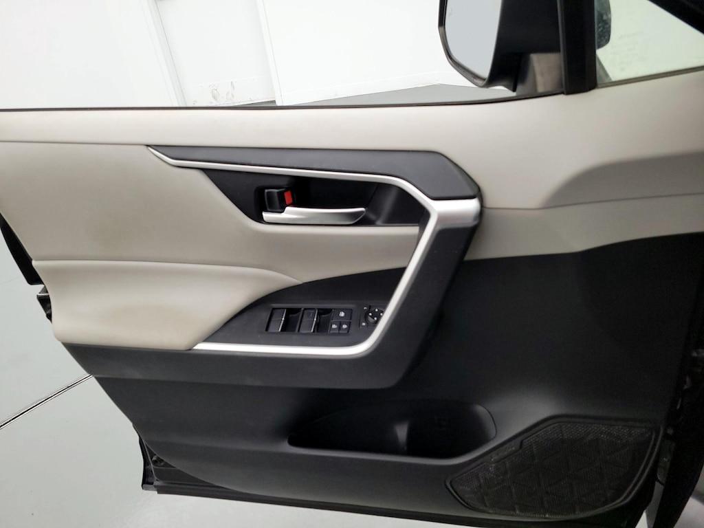 used 2020 Toyota RAV4 car, priced at $26,998