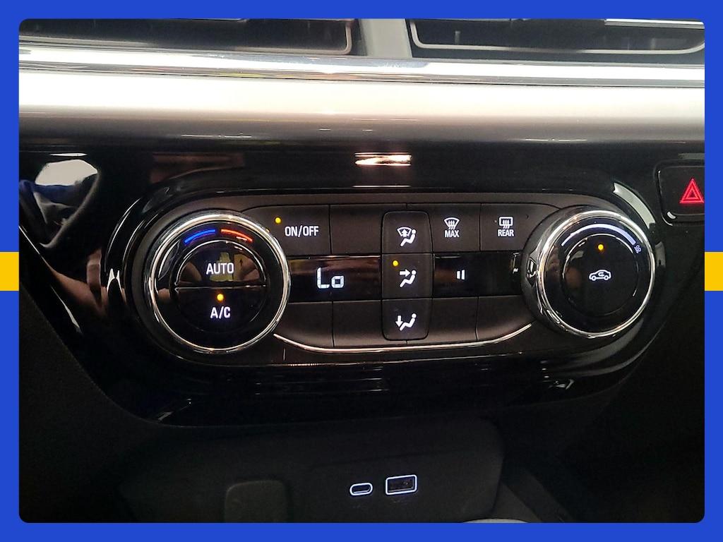 used 2025 Chevrolet Trax car, priced at $20,998