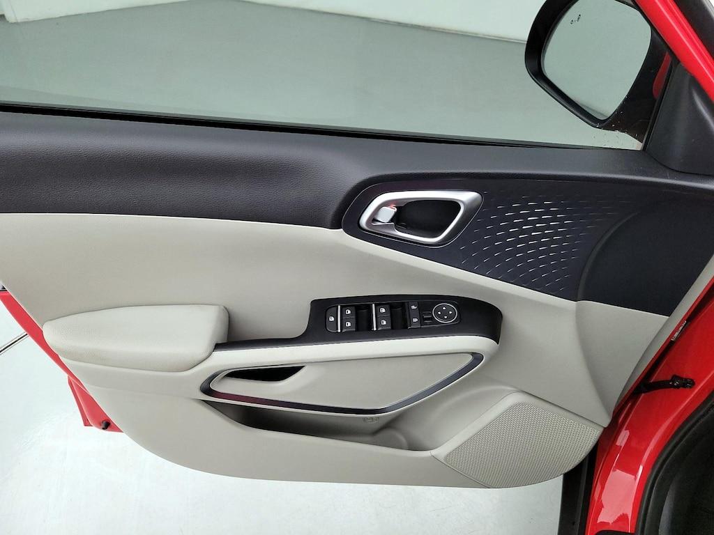 used 2025 Kia Soul car, priced at $24,998