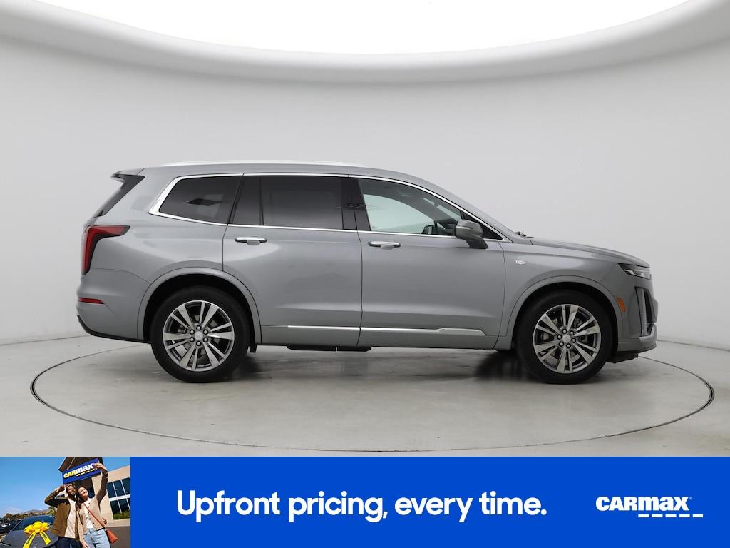 used 2025 Cadillac XT6 car, priced at $38,998