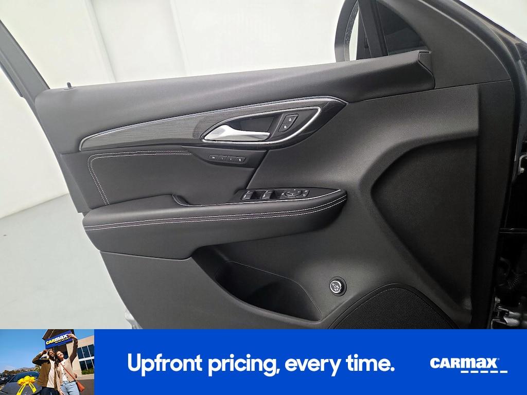 used 2023 Buick Envision car, priced at $27,998