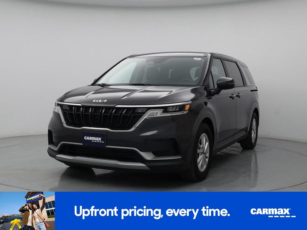 used 2024 Kia Carnival car, priced at $32,998