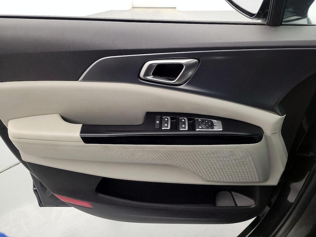 used 2024 Kia Carnival car, priced at $32,998