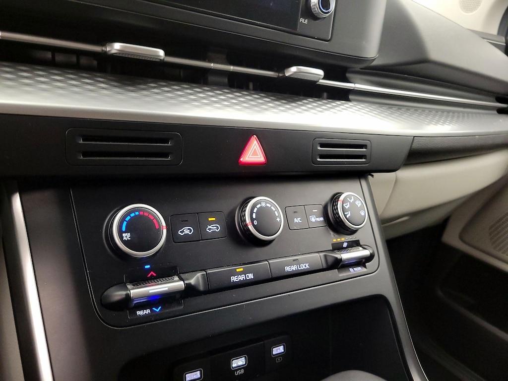 used 2024 Kia Carnival car, priced at $32,998