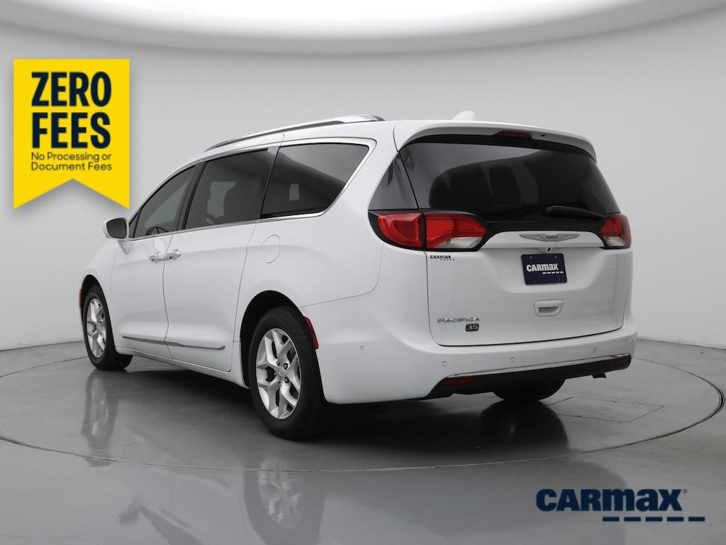 used 2020 Chrysler Pacifica car, priced at $25,998