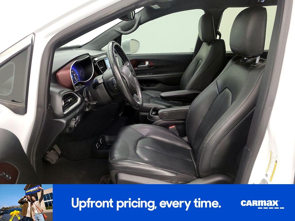 used 2020 Chrysler Pacifica car, priced at $25,998