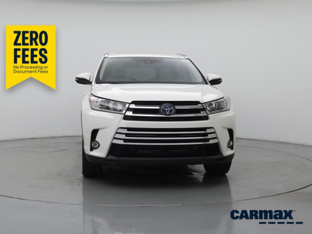 used 2019 Toyota Highlander Hybrid car, priced at $31,998