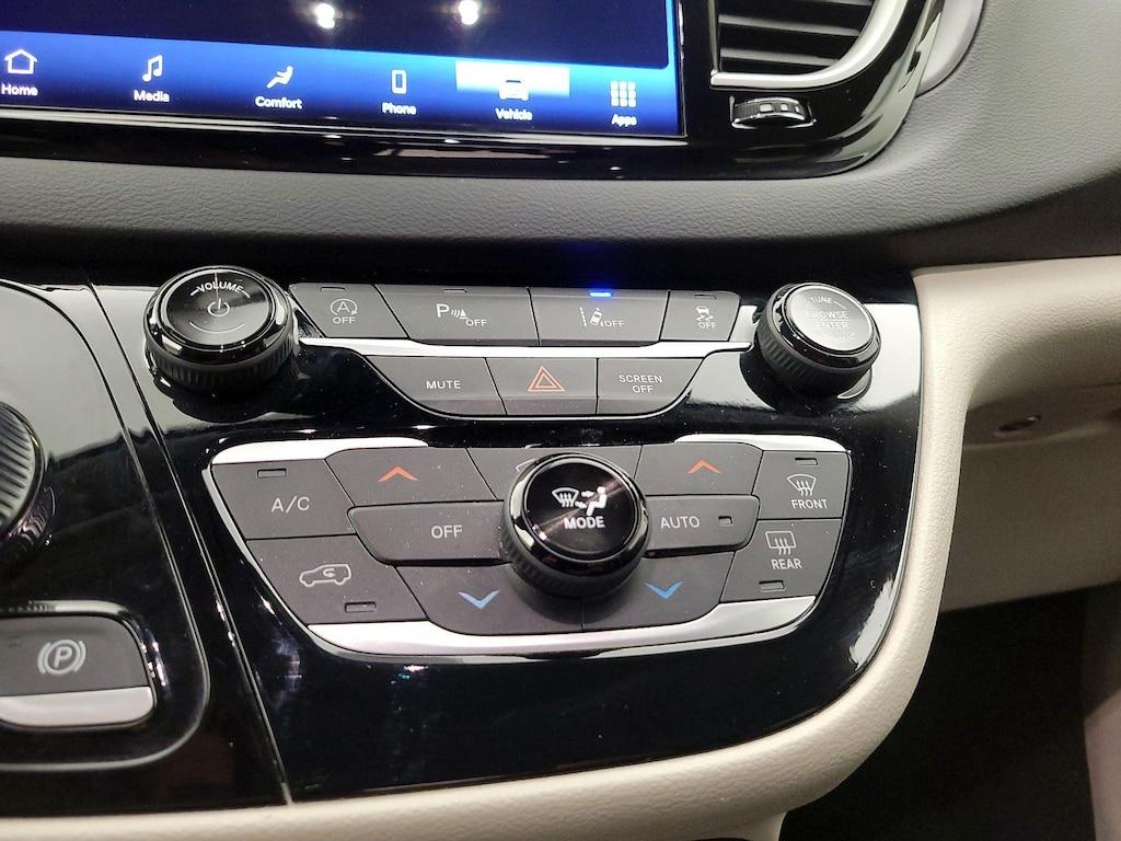 used 2023 Chrysler Pacifica car, priced at $24,998