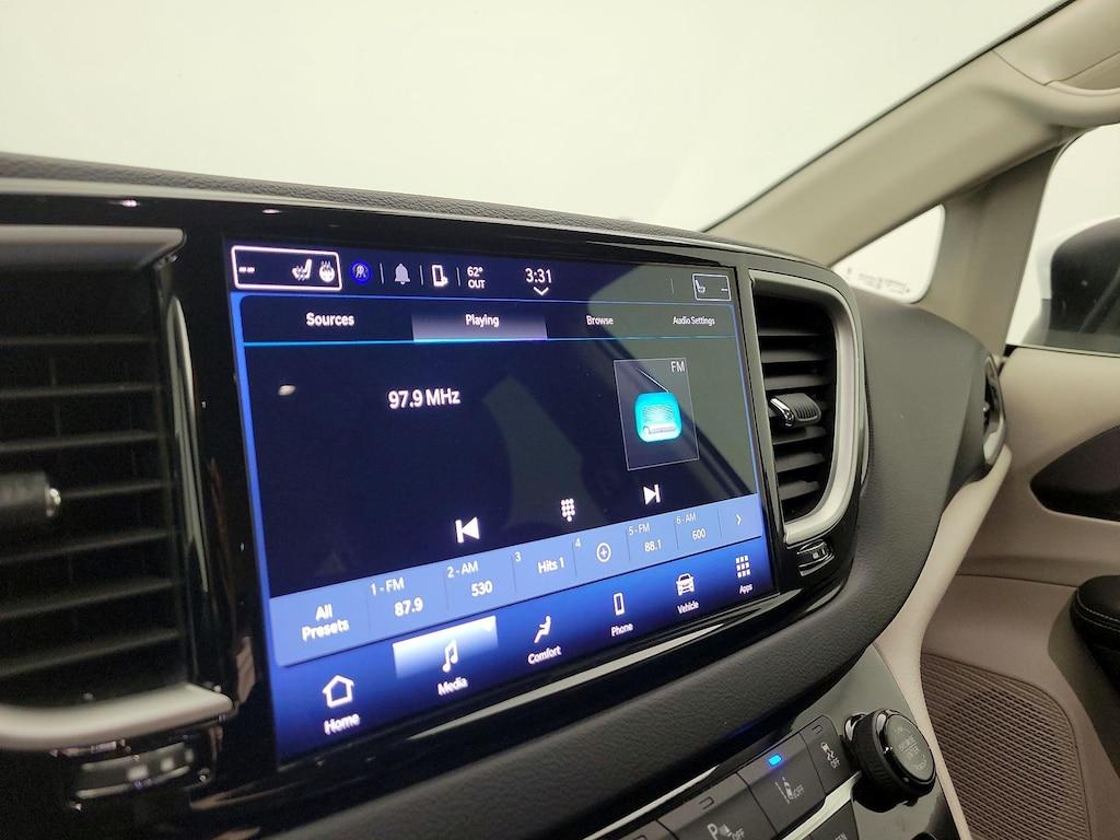 used 2023 Chrysler Pacifica car, priced at $24,998