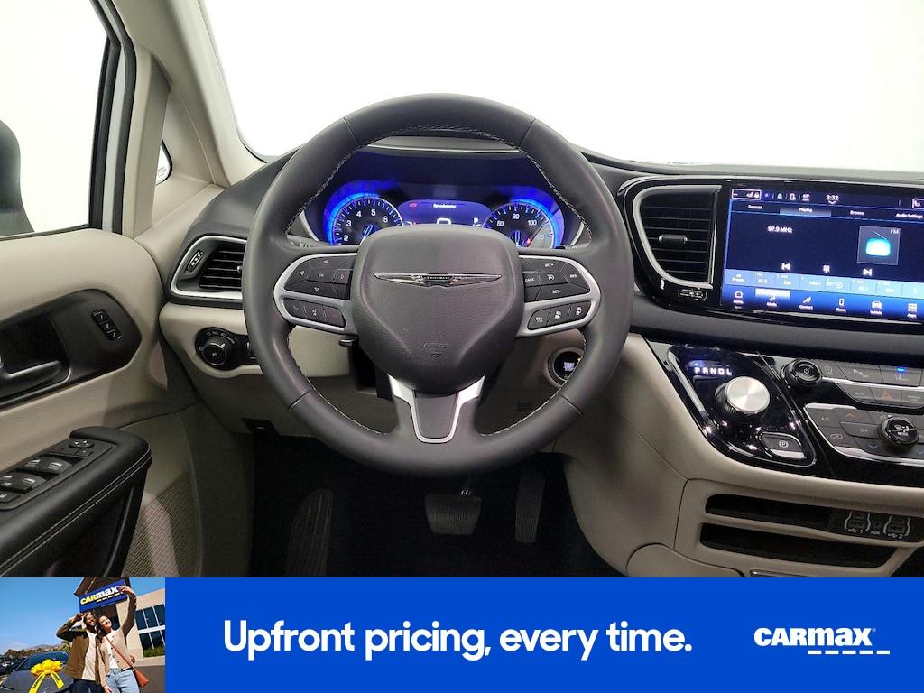used 2023 Chrysler Pacifica car, priced at $24,998