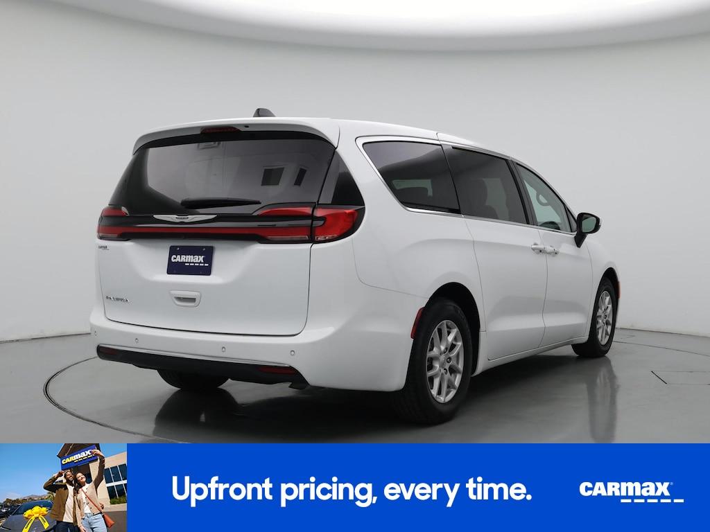 used 2023 Chrysler Pacifica car, priced at $24,998