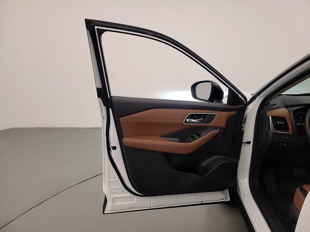 used 2024 Nissan Rogue car, priced at $30,998