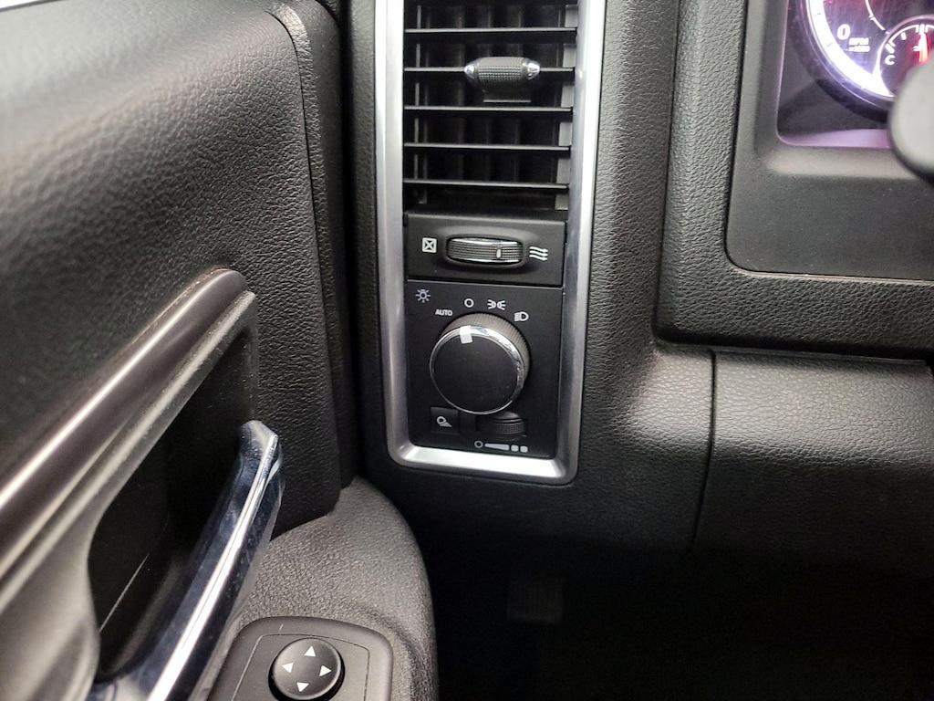 used 2021 Ram 1500 Classic car, priced at $27,998