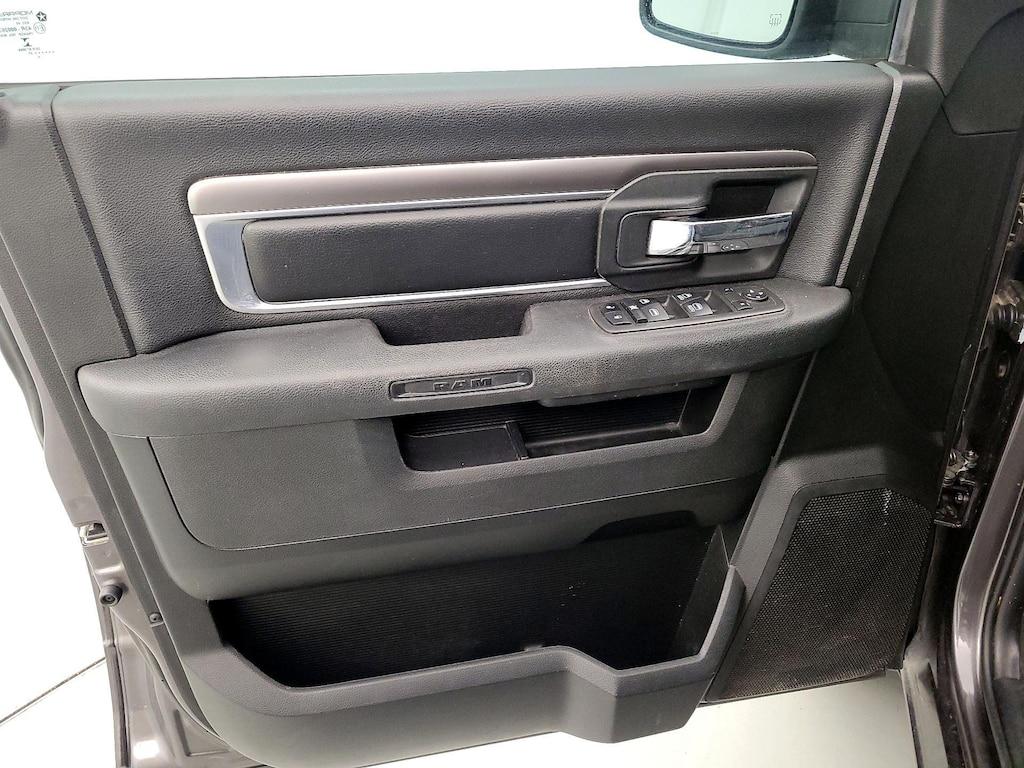 used 2021 Ram 1500 Classic car, priced at $27,998