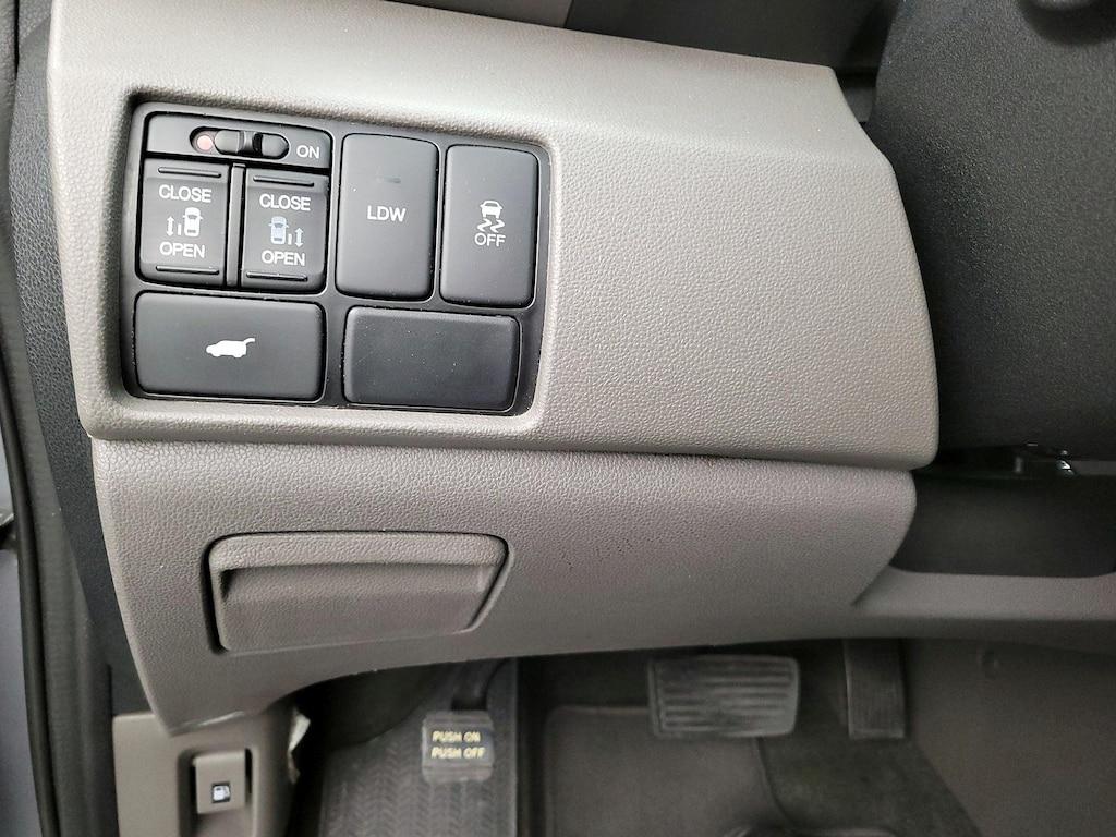 used 2016 Honda Odyssey car, priced at $17,998