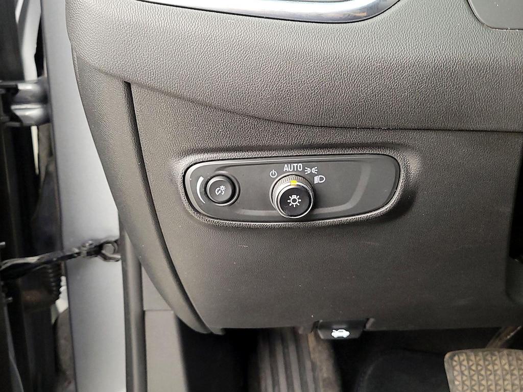 used 2023 Chevrolet Equinox car, priced at $18,998