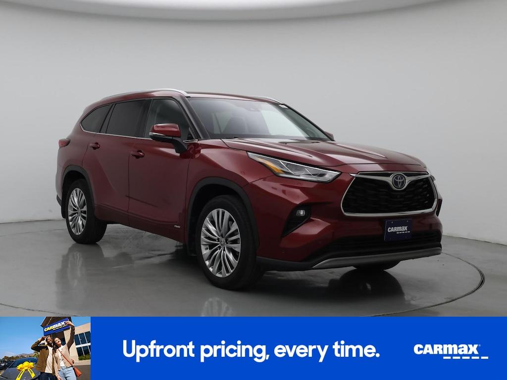 used 2023 Toyota Highlander Hybrid car, priced at $48,998