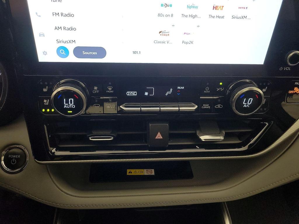 used 2023 Toyota Highlander Hybrid car, priced at $48,998