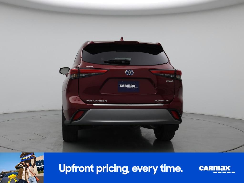 used 2023 Toyota Highlander Hybrid car, priced at $48,998