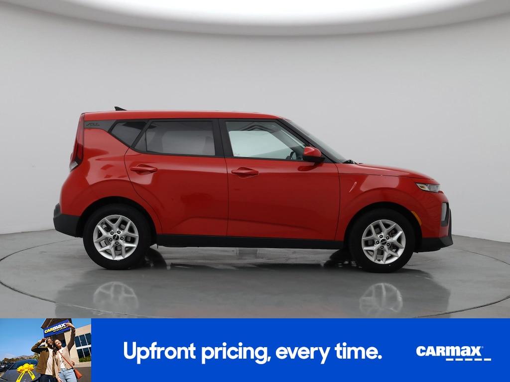 used 2022 Kia Soul car, priced at $16,998