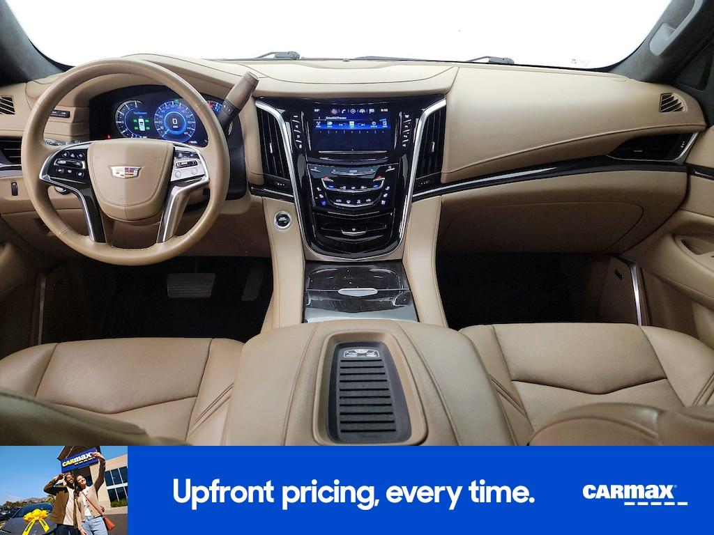 used 2020 Cadillac Escalade car, priced at $47,998