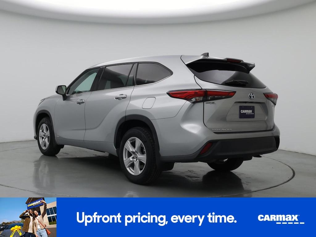 used 2022 Toyota Highlander Hybrid car, priced at $34,998