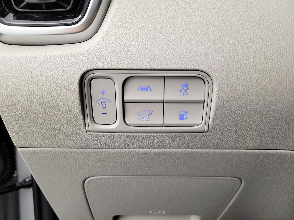 used 2022 Kia Sorento Plug-In Hybrid car, priced at $31,998
