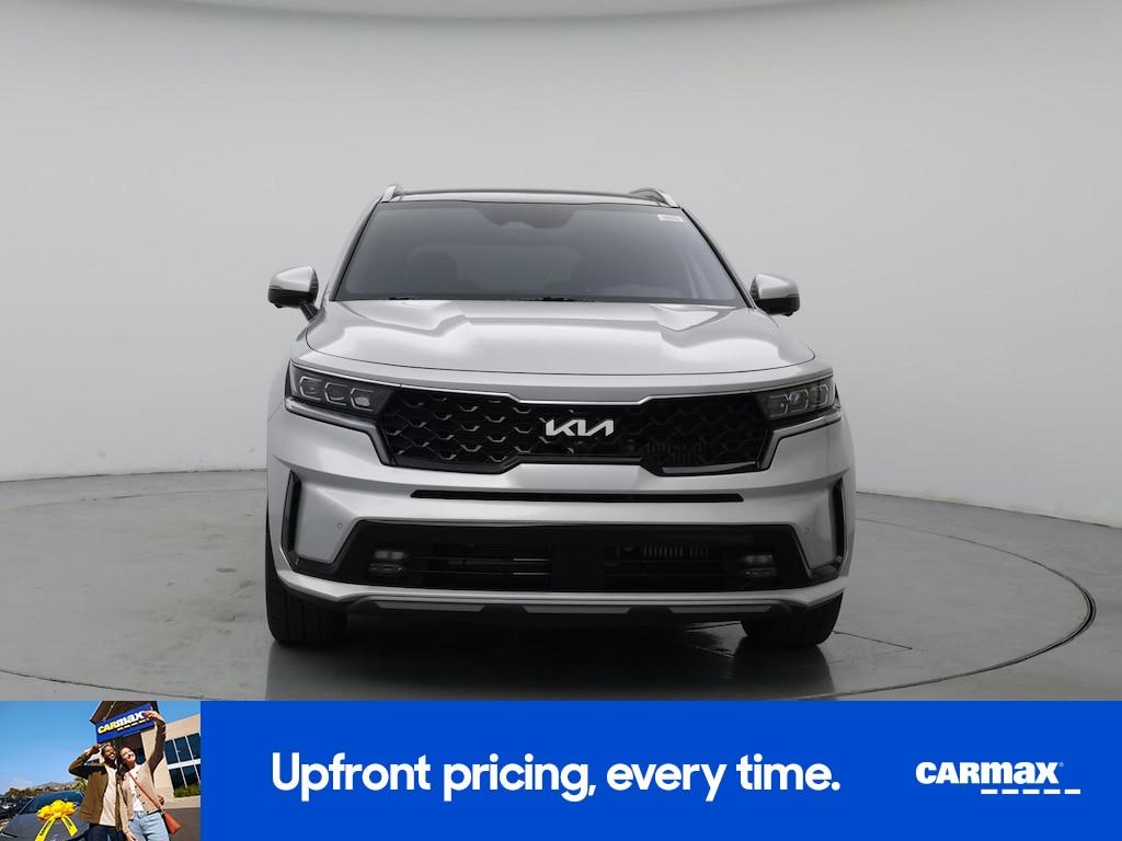 used 2022 Kia Sorento Plug-In Hybrid car, priced at $31,998