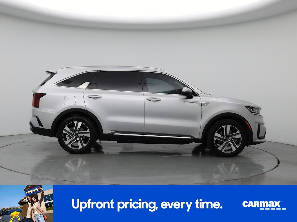 used 2022 Kia Sorento Plug-In Hybrid car, priced at $31,998
