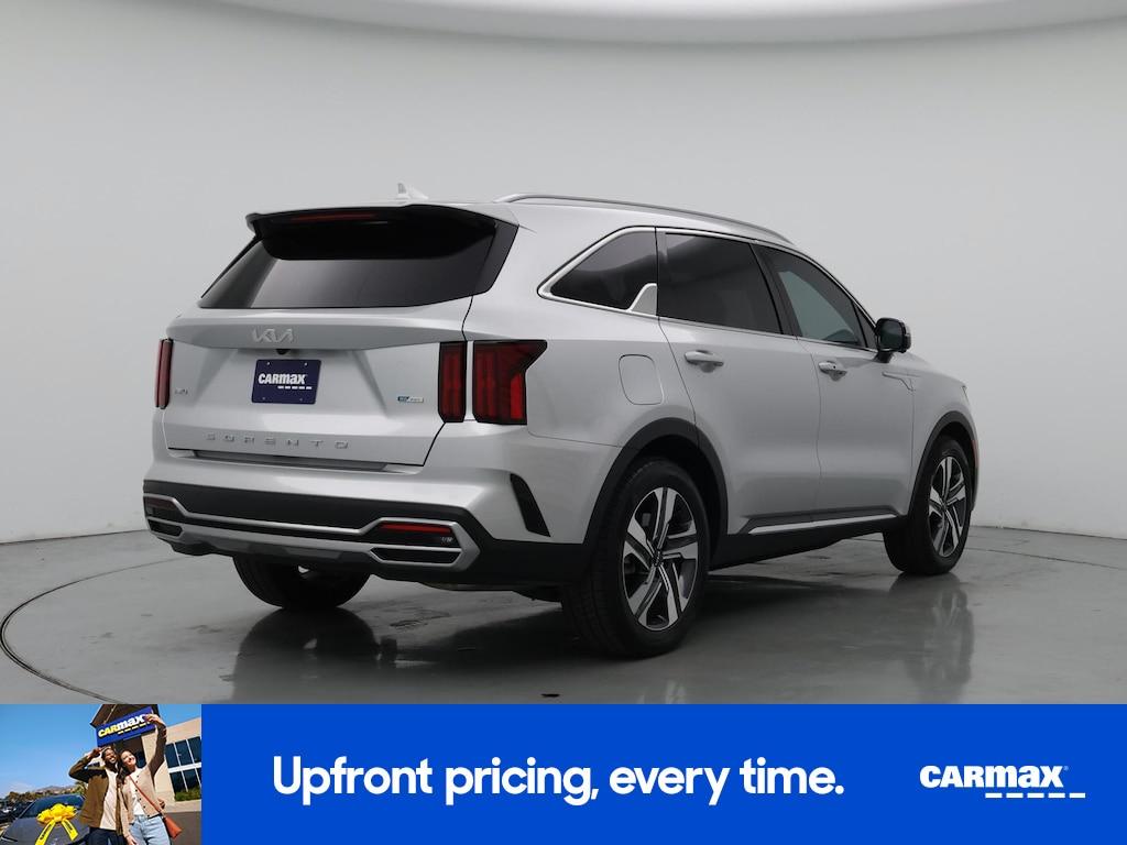 used 2022 Kia Sorento Plug-In Hybrid car, priced at $31,998